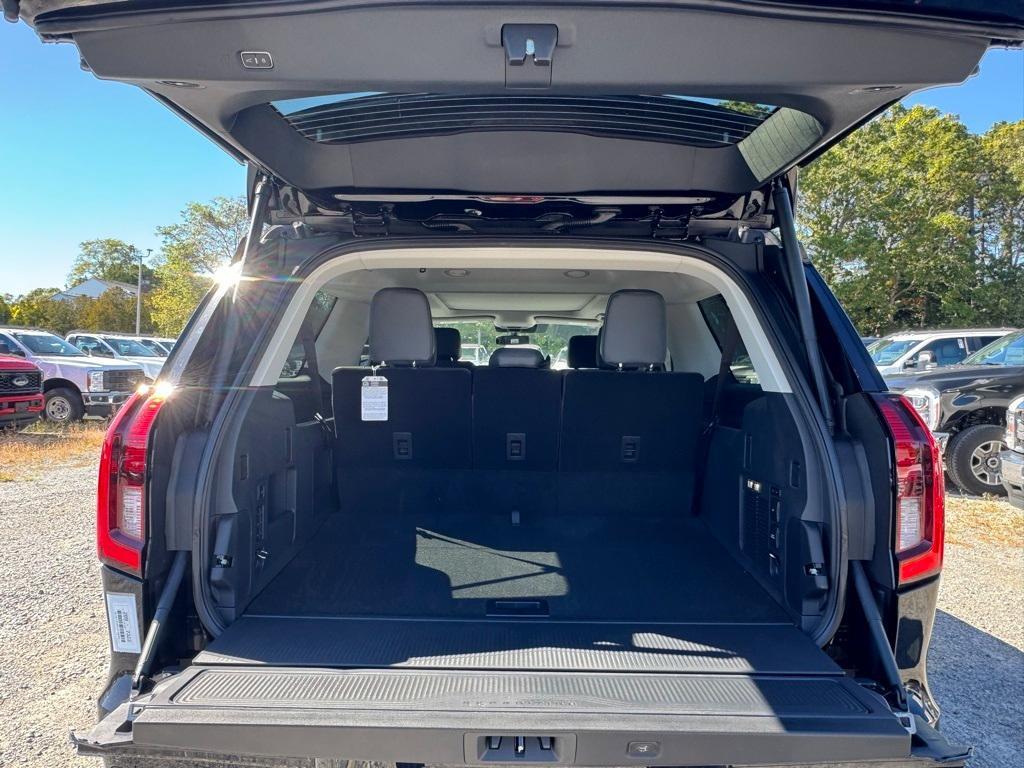 new 2025 Ford Expedition Max car, priced at $77,380