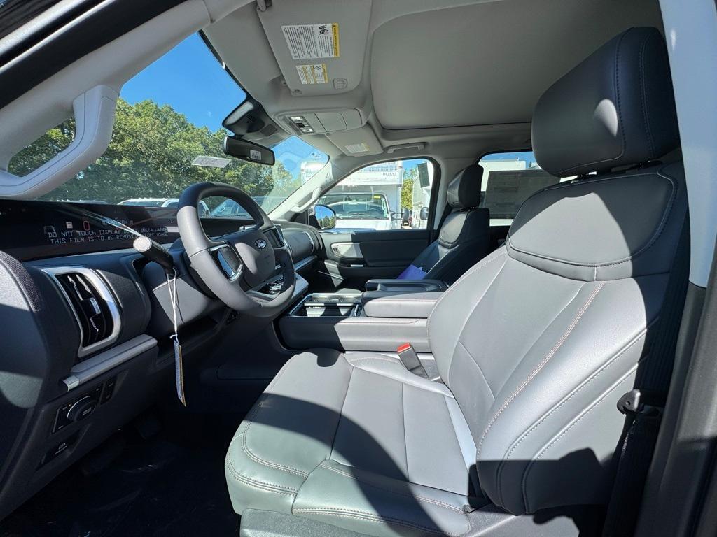 new 2025 Ford Expedition Max car, priced at $77,380