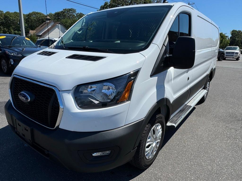 used 2024 Ford Transit-250 car, priced at $35,900