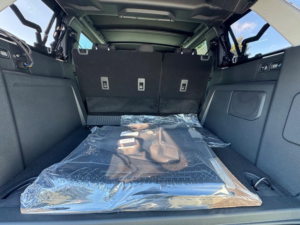 new 2025 Ford Bronco car, priced at $43,835