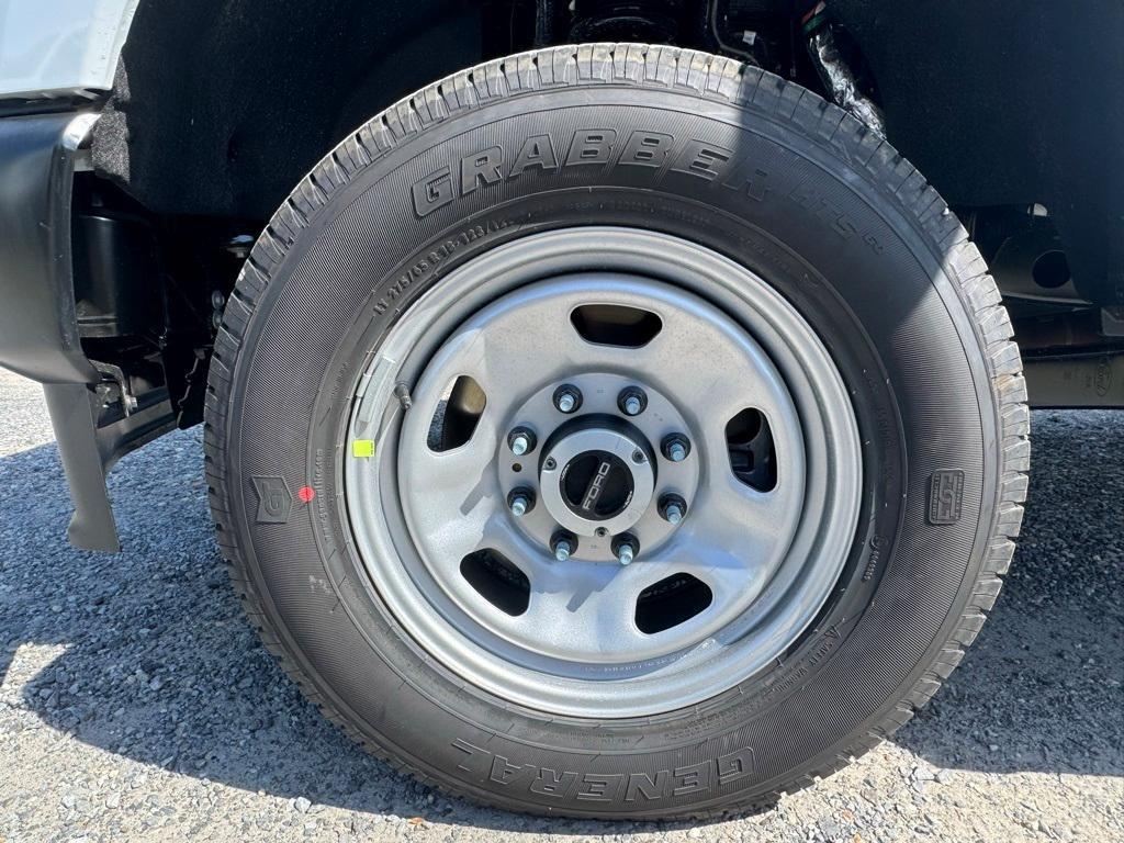 new 2025 Ford F-350 car, priced at $52,535