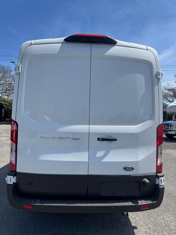 new 2025 Ford F-250 car, priced at $56,130