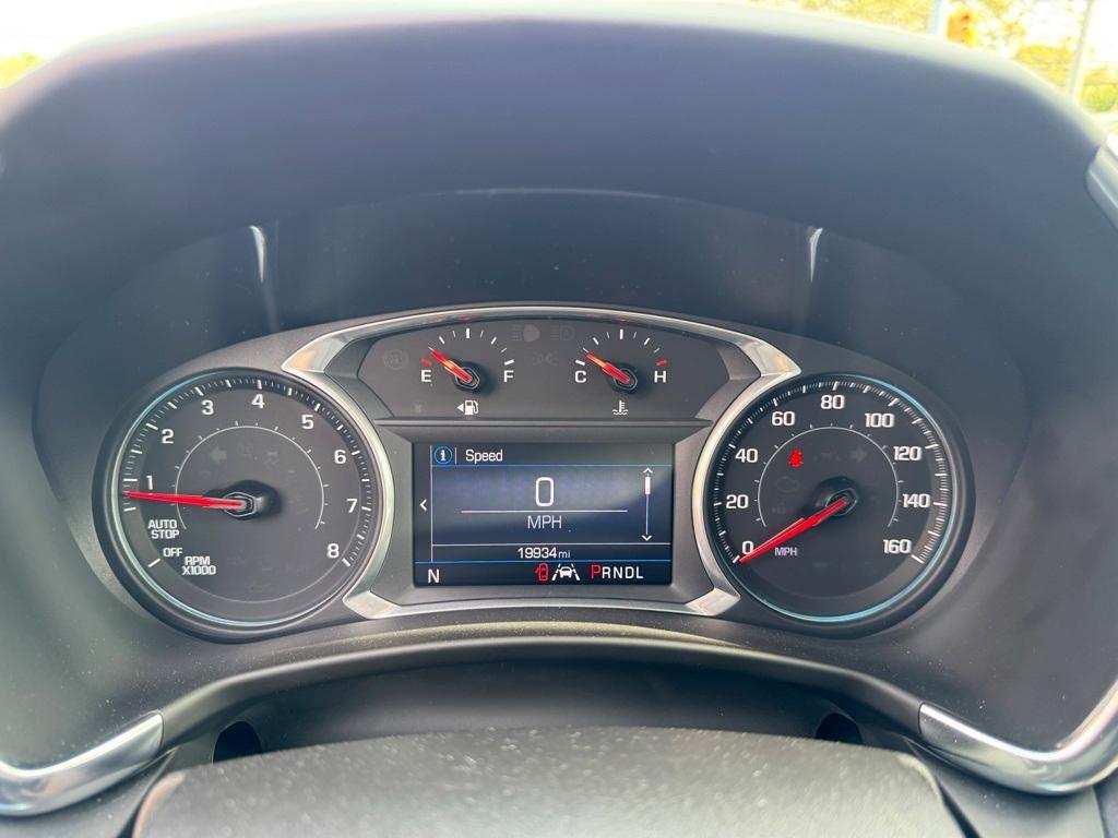 used 2022 Chevrolet Equinox car, priced at $24,900