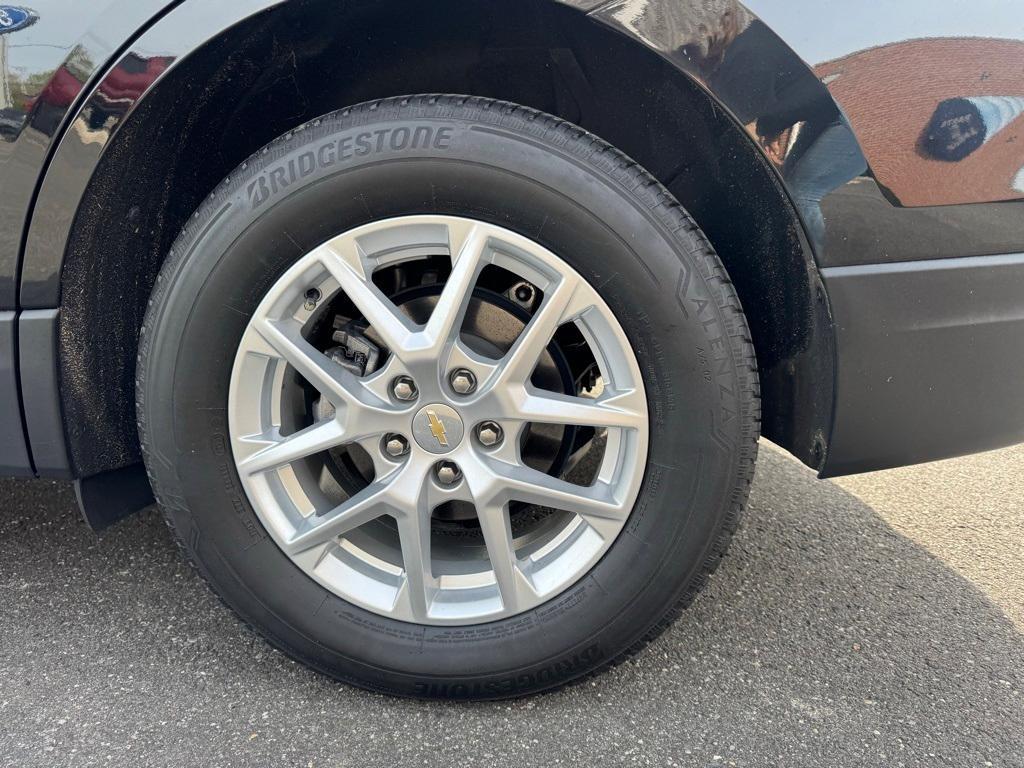 used 2022 Chevrolet Equinox car, priced at $24,900