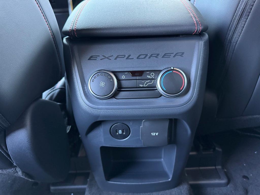 new 2025 Ford Explorer car, priced at $47,775