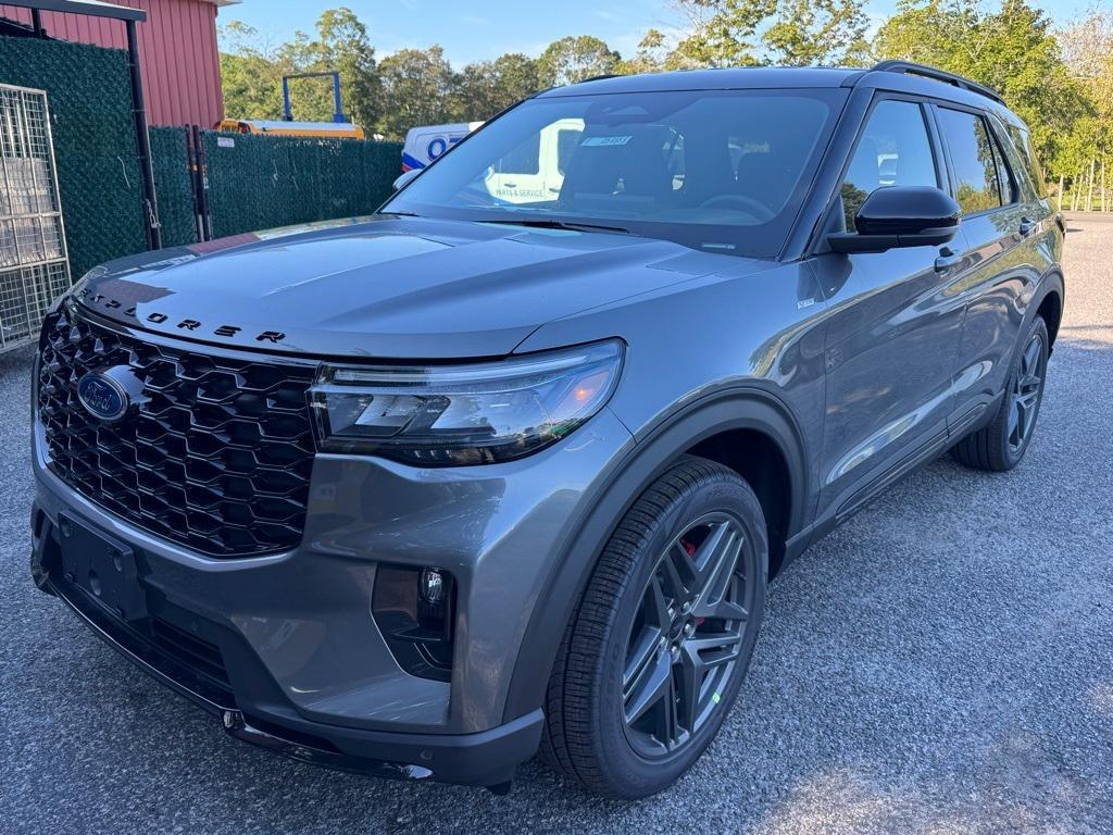 new 2025 Ford Explorer car, priced at $47,775