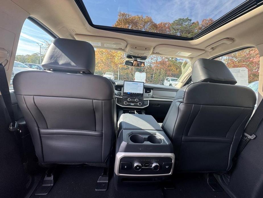 new 2024 Ford Expedition Max car, priced at $70,610