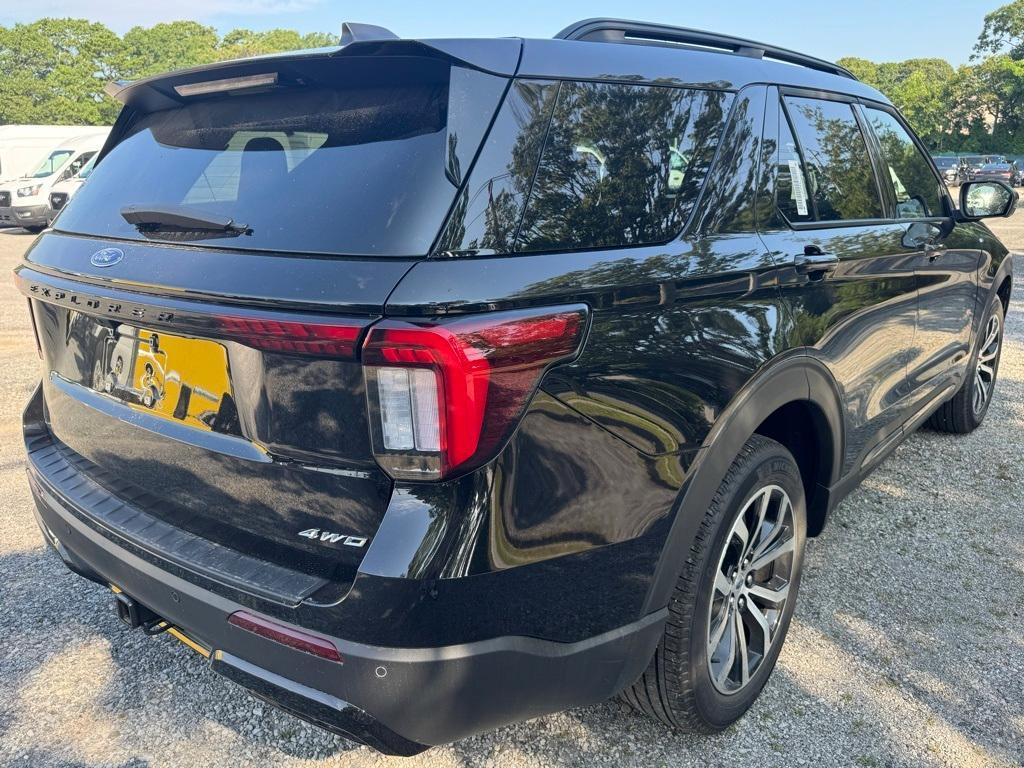 new 2025 Ford Explorer car, priced at $46,215