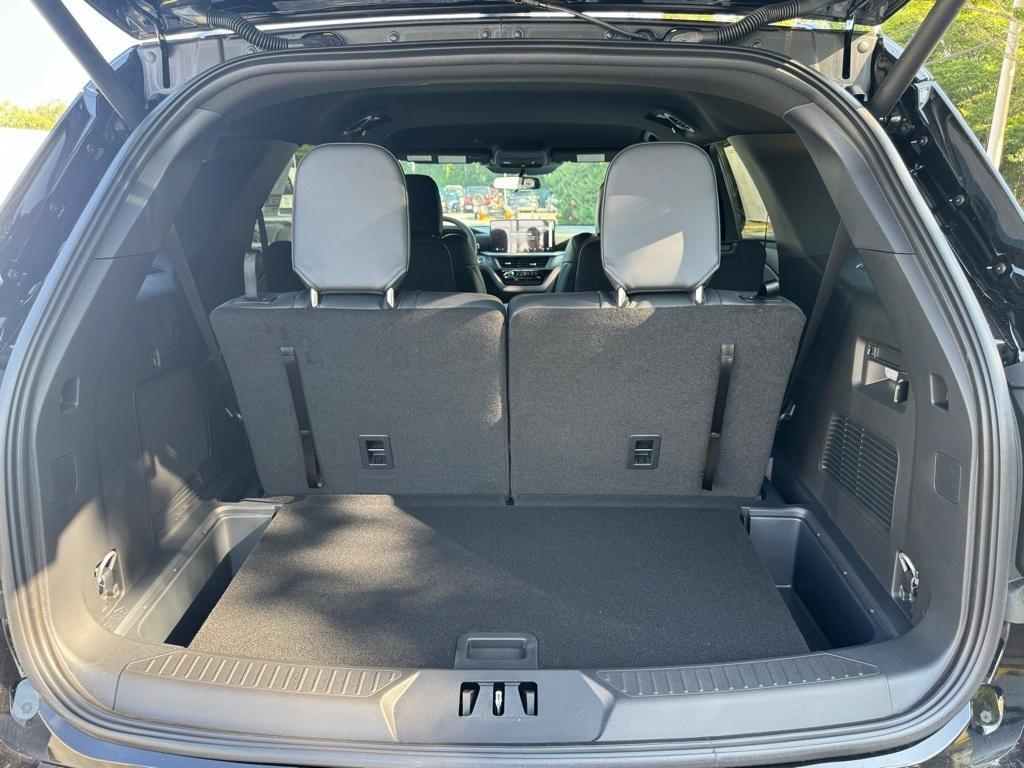 new 2025 Ford Explorer car, priced at $46,215