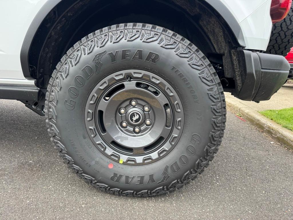 new 2025 Ford Bronco car, priced at $52,510