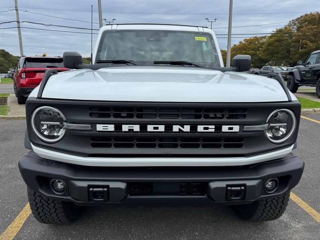 new 2025 Ford Bronco car, priced at $52,510