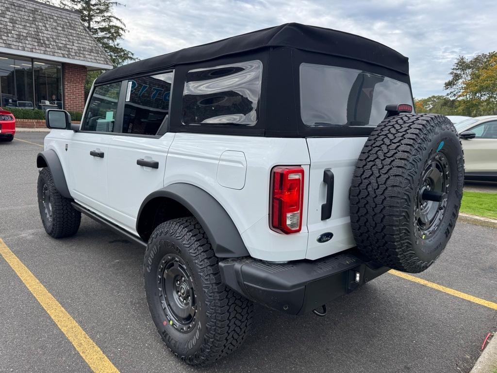 new 2025 Ford Bronco car, priced at $52,510