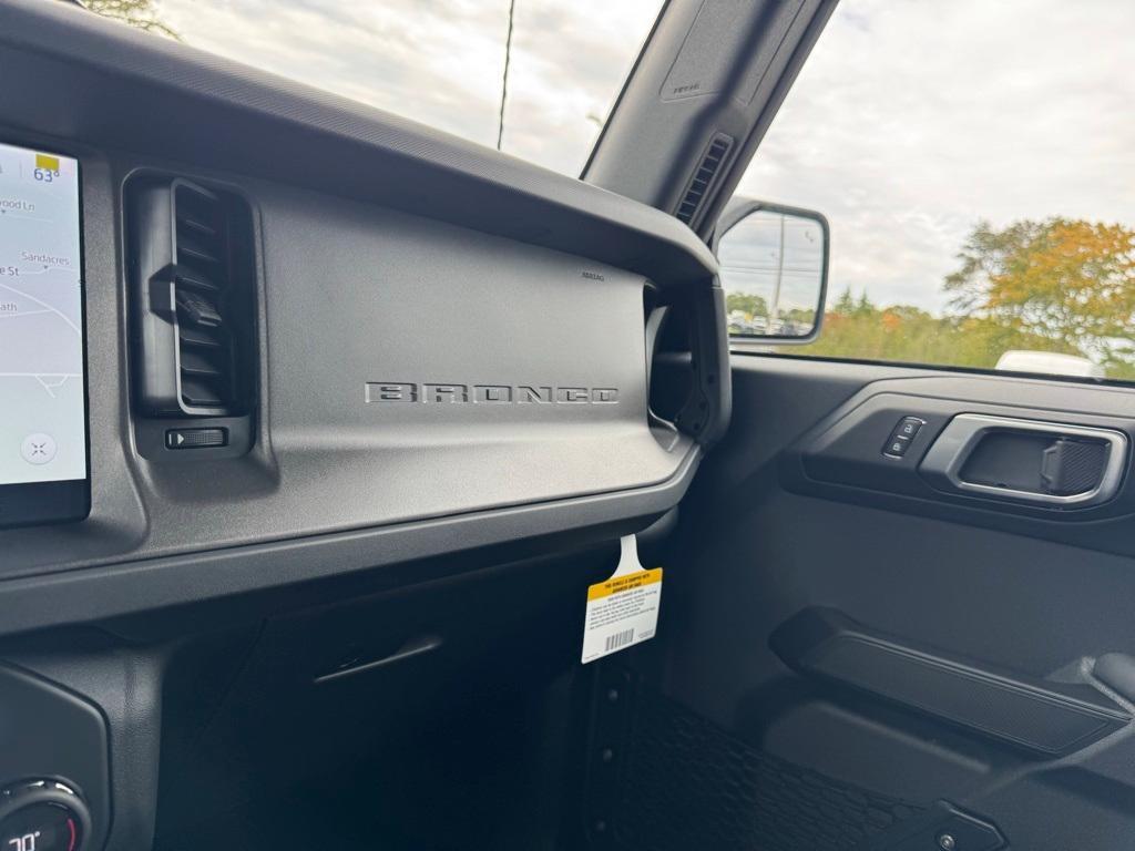 new 2025 Ford Bronco car, priced at $52,510