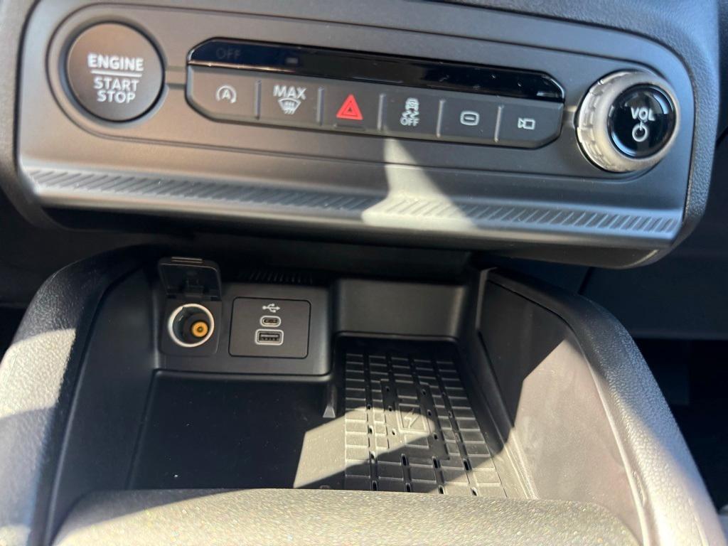 new 2025 Ford Bronco Sport car, priced at $33,365