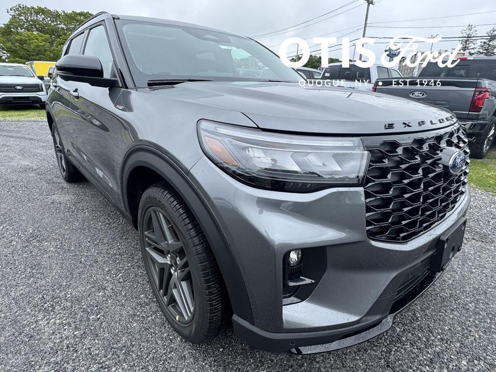 new 2025 Ford Explorer car