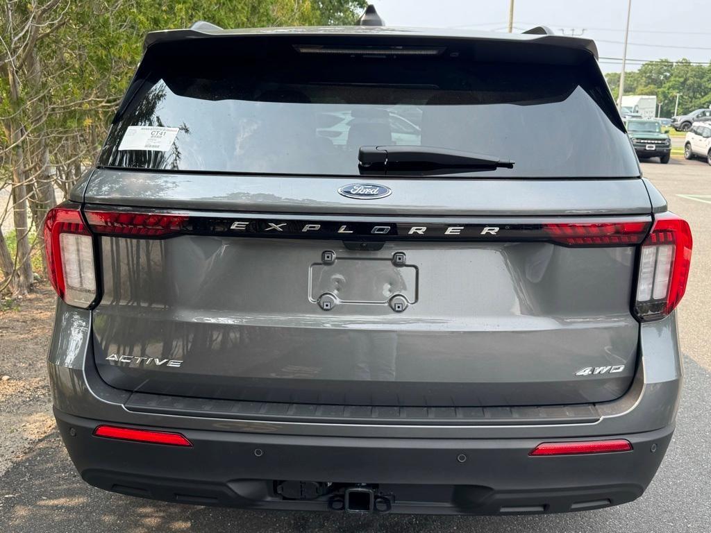 new 2025 Ford Explorer car, priced at $42,845