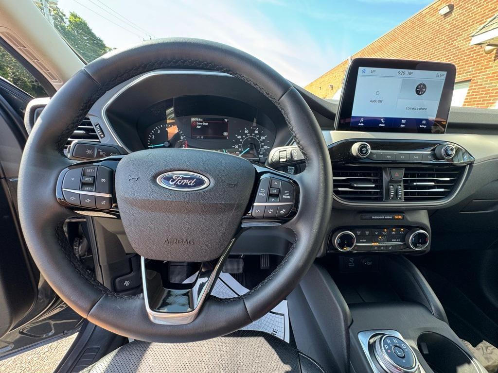 used 2022 Ford Escape car, priced at $26,700