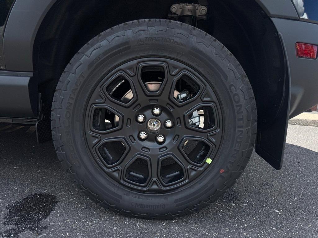 new 2025 Ford Bronco Sport car, priced at $41,215