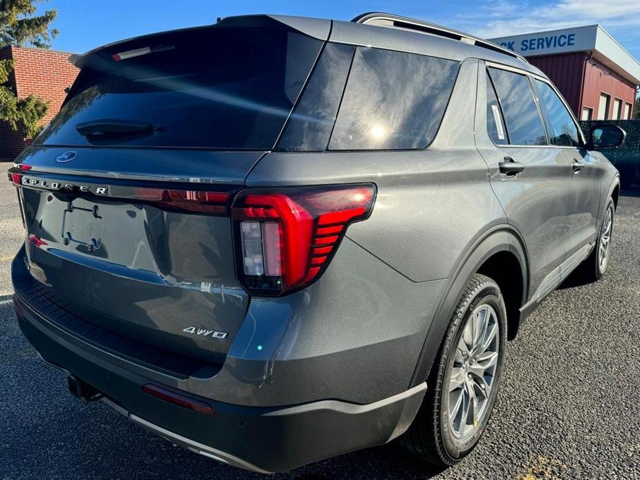 new 2025 Ford Explorer car, priced at $49,060