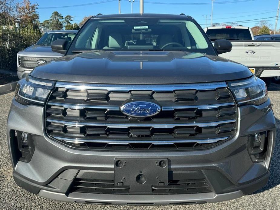 new 2025 Ford Explorer car, priced at $49,060