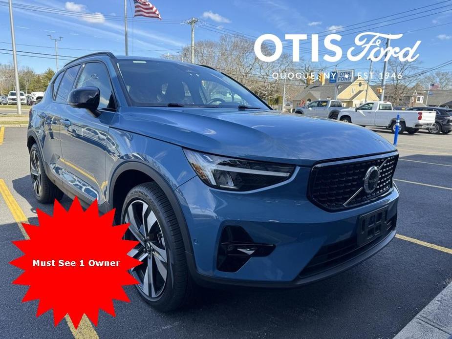 used 2023 Volvo XC40 car, priced at $37,900