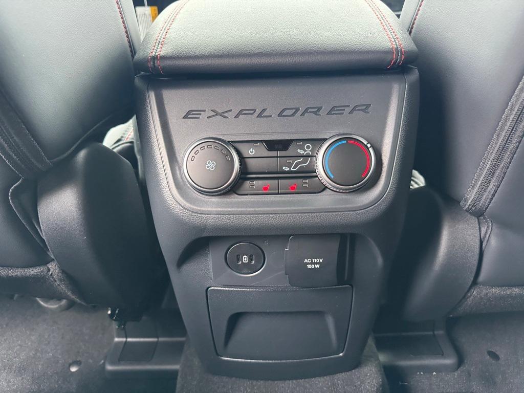 new 2025 Ford Explorer car, priced at $51,365