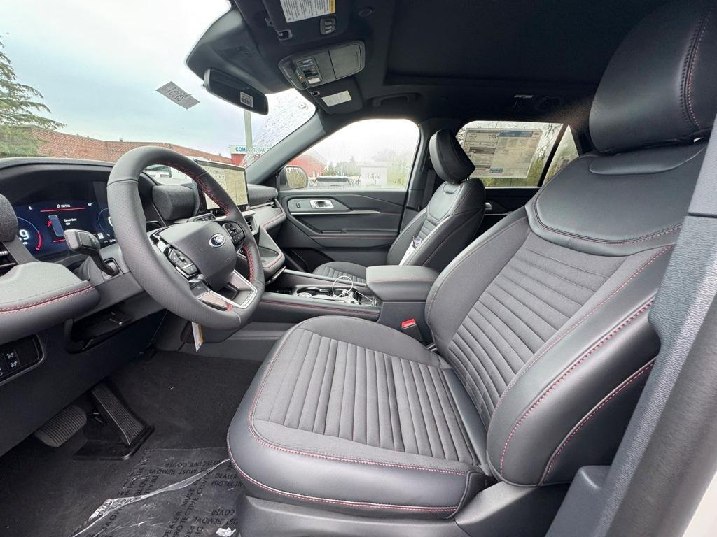 new 2025 Ford Explorer car, priced at $51,365