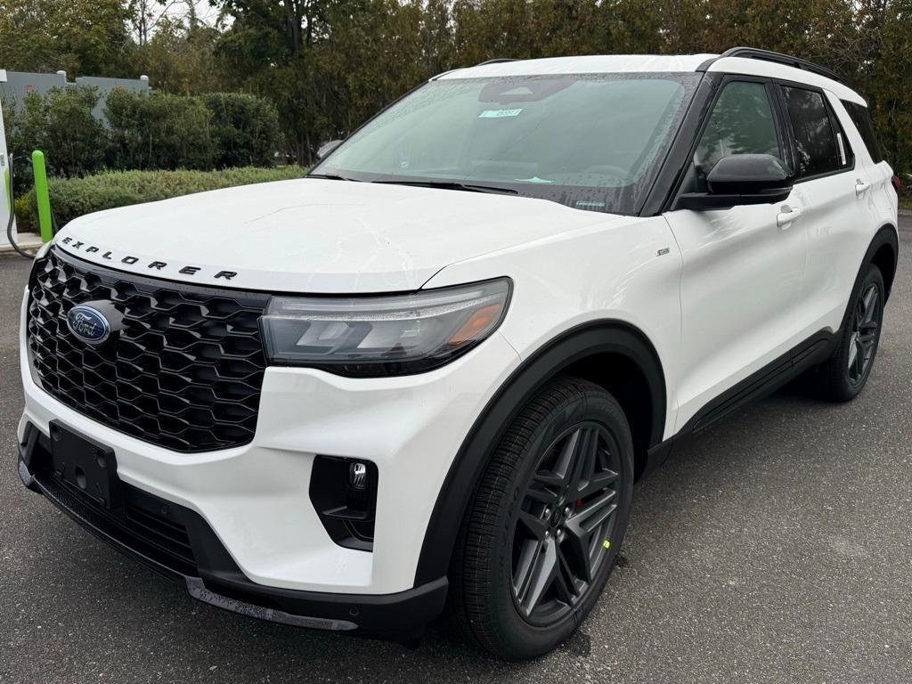 new 2025 Ford Explorer car, priced at $51,365