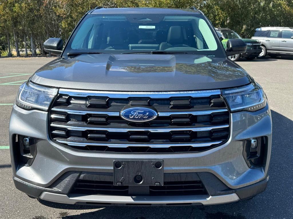 new 2025 Ford Explorer car, priced at $49,455