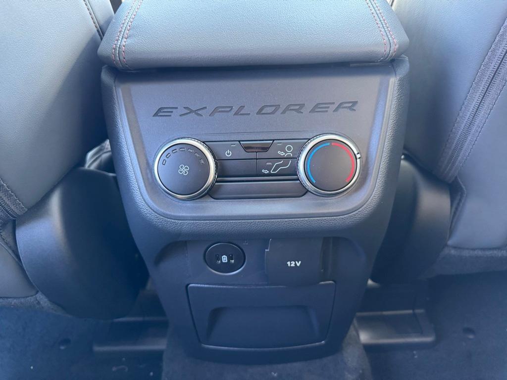new 2025 Ford Explorer car, priced at $49,455
