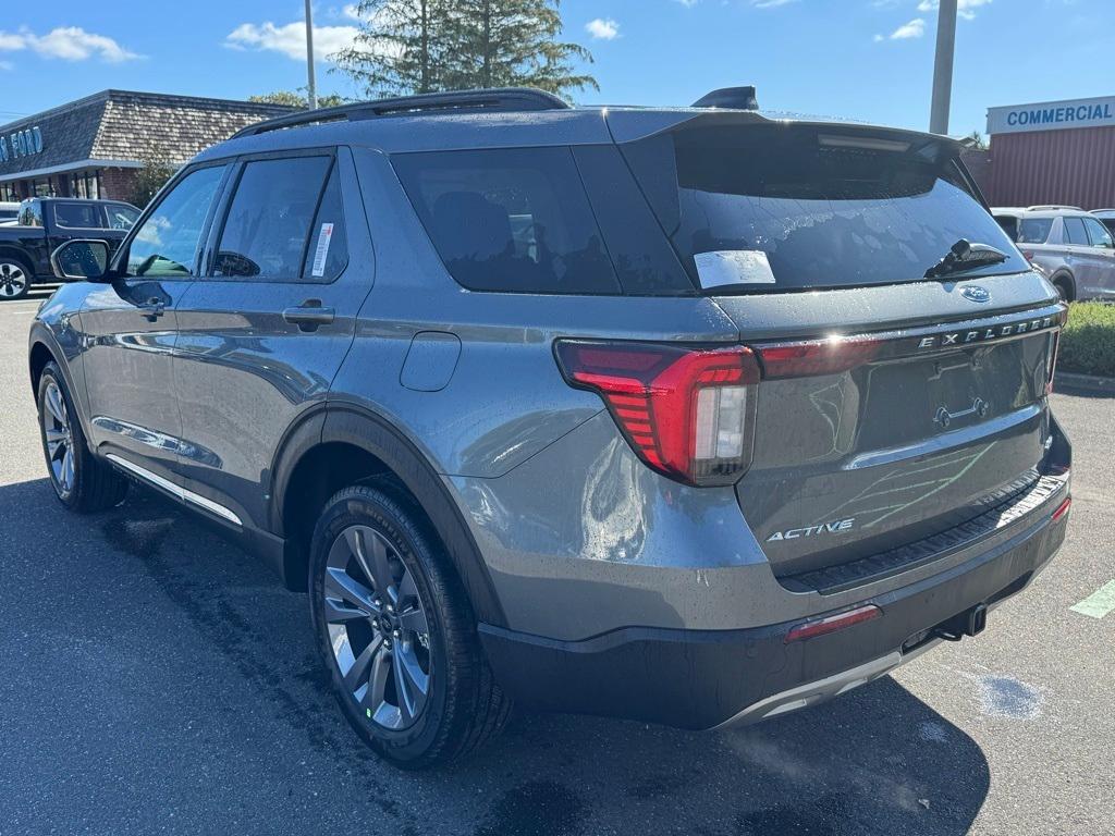 new 2025 Ford Explorer car, priced at $49,455