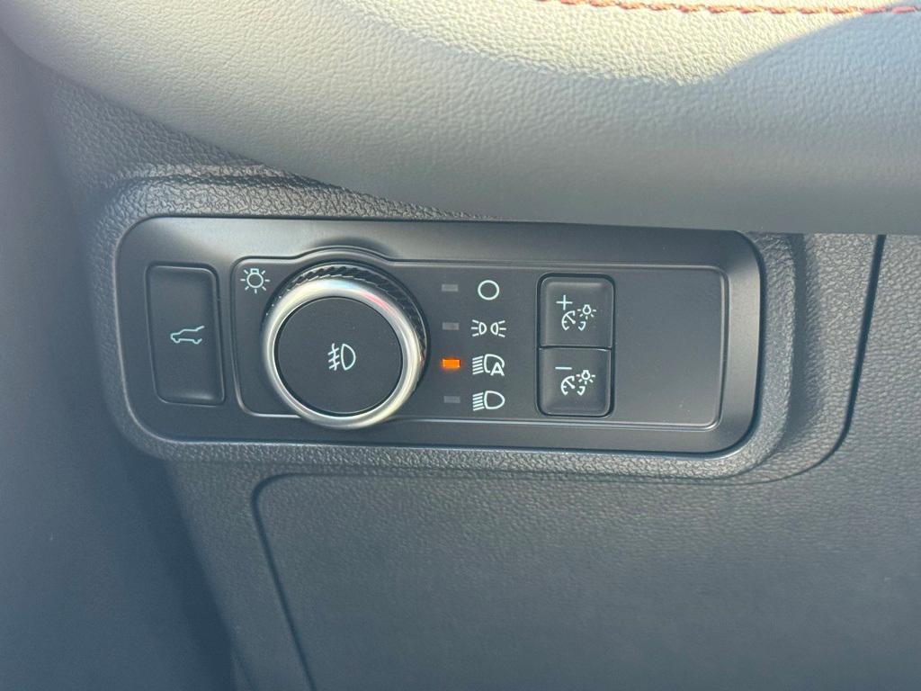 new 2025 Ford Explorer car, priced at $49,455