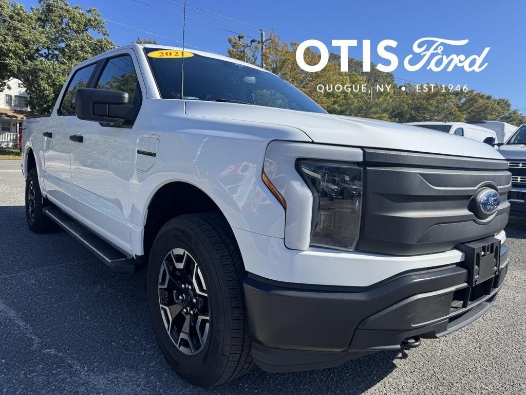 used 2022 Ford F-150 Lightning car, priced at $35,900