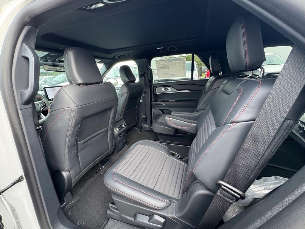 new 2025 Ford Explorer car, priced at $52,265
