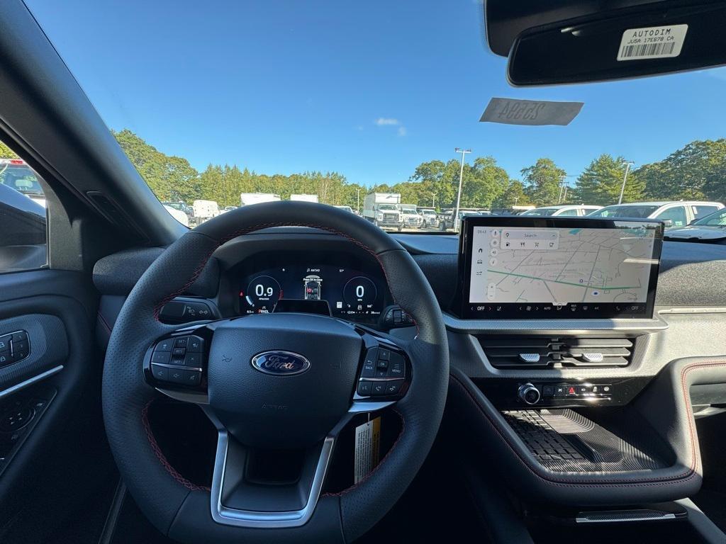 new 2025 Ford Explorer car, priced at $51,725