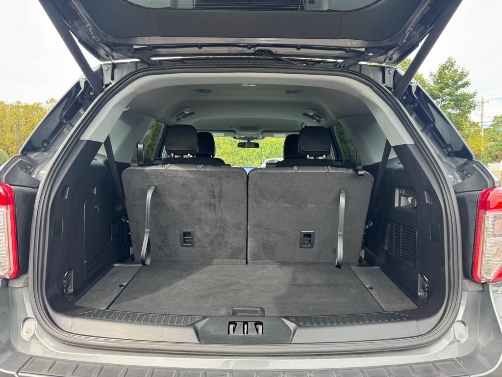 used 2022 Ford Explorer car, priced at $34,900