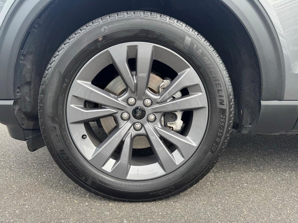 used 2022 Ford Explorer car, priced at $34,900
