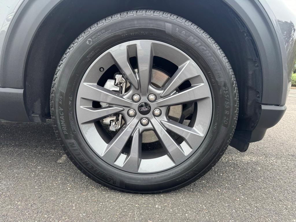 used 2022 Ford Explorer car, priced at $34,900