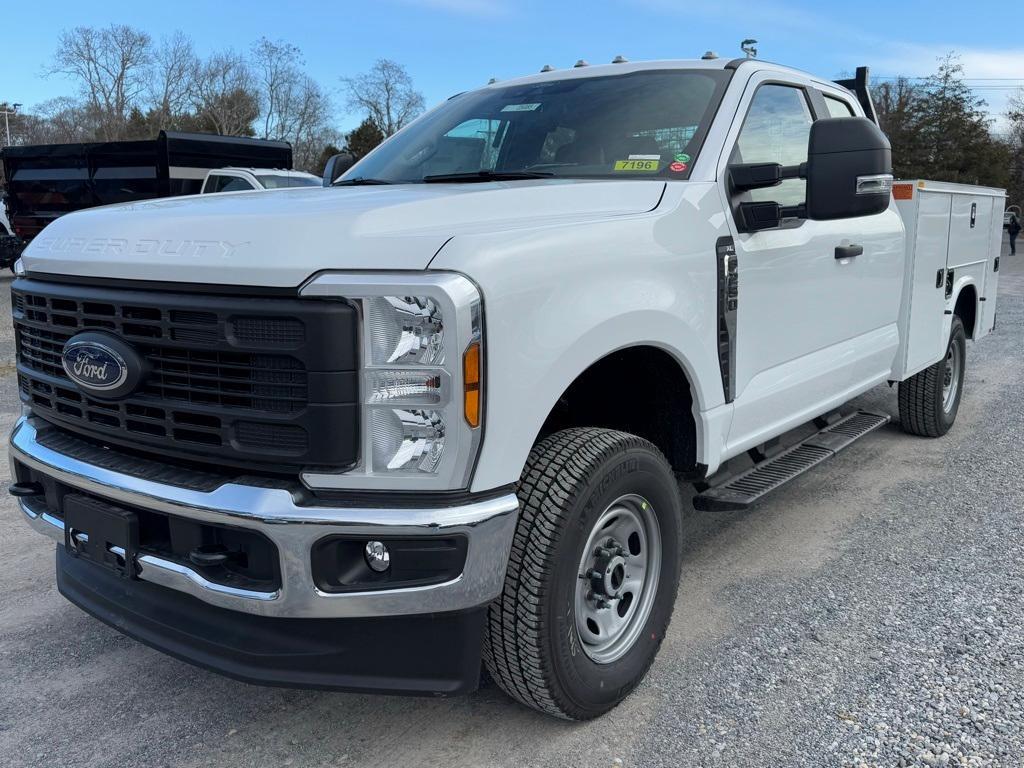 new 2025 Ford F-250 car