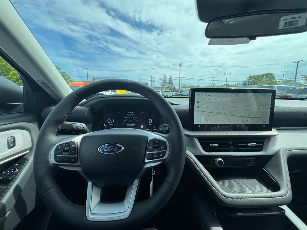 new 2025 Ford Explorer car, priced at $43,749