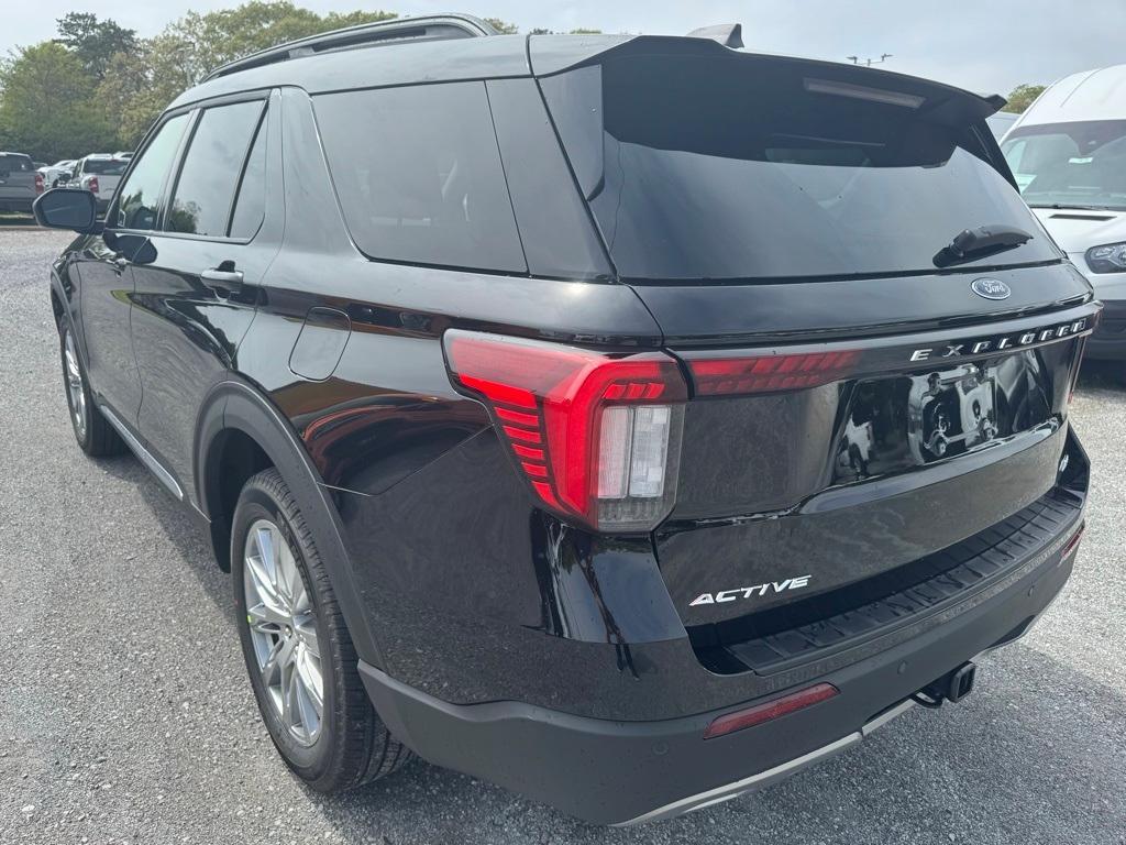 new 2025 Ford Explorer car, priced at $43,749