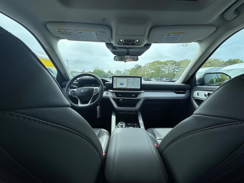 new 2025 Ford Explorer car, priced at $43,749