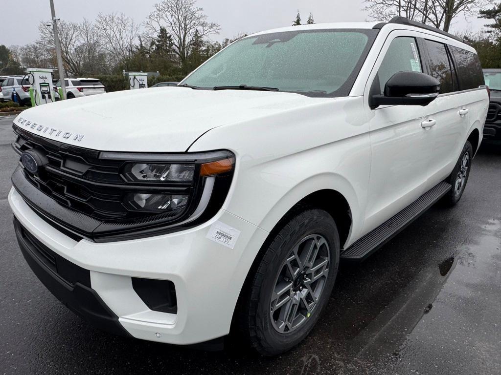 new 2025 Ford Expedition Max car, priced at $77,780