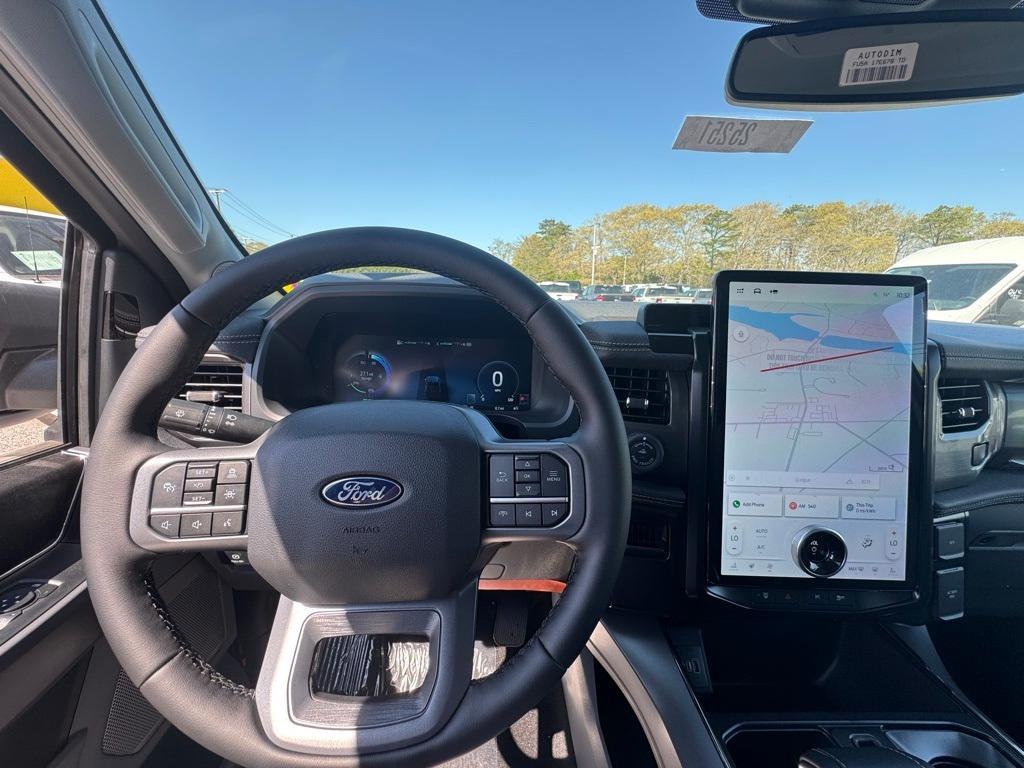 new 2025 Ford F-150 Lightning car
