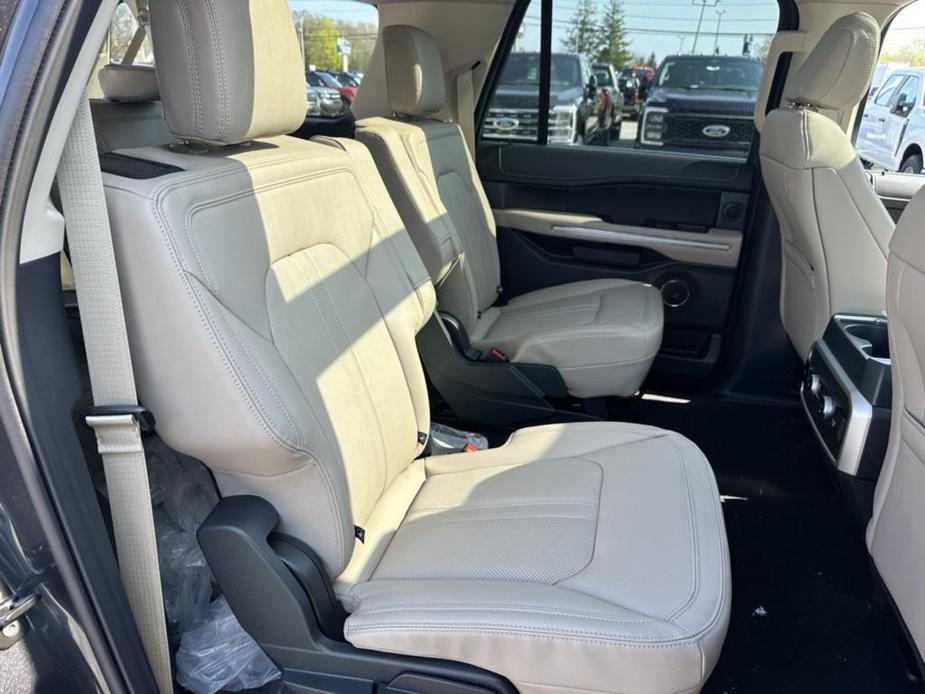 new 2024 Ford Expedition Max car, priced at $76,400