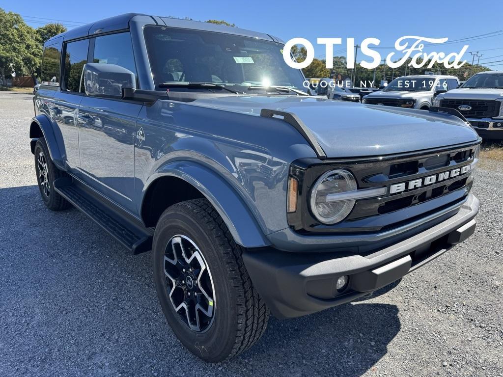 new 2025 Ford Bronco car, priced at $50,925
