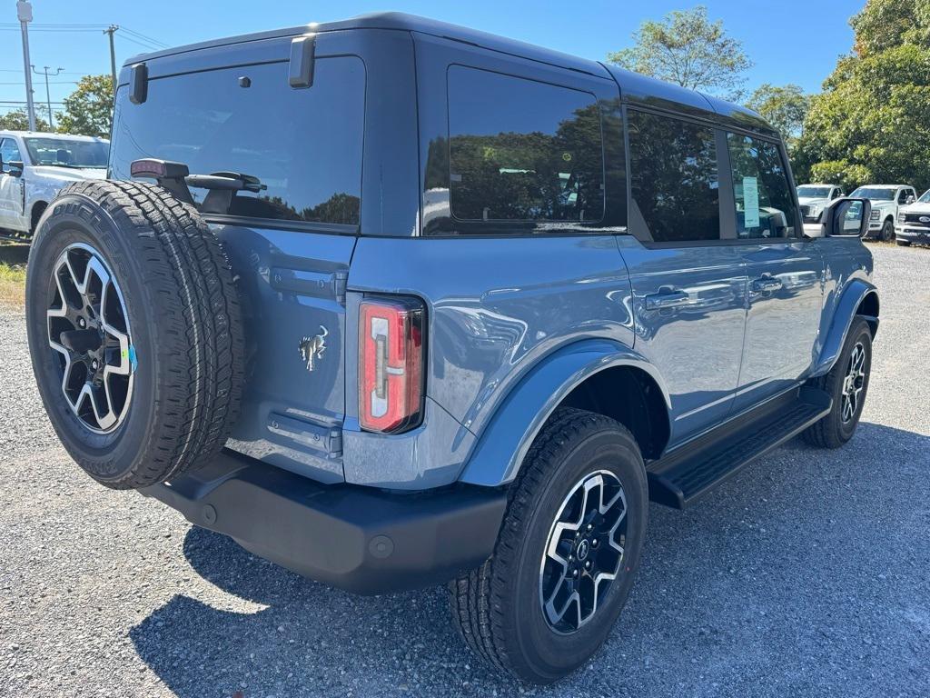 new 2025 Ford Bronco car, priced at $50,925