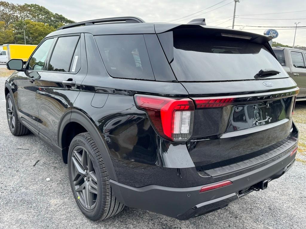 new 2025 Ford Explorer car, priced at $50,770
