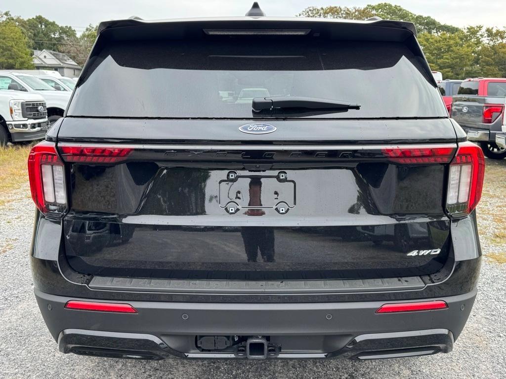 new 2025 Ford Explorer car, priced at $50,770
