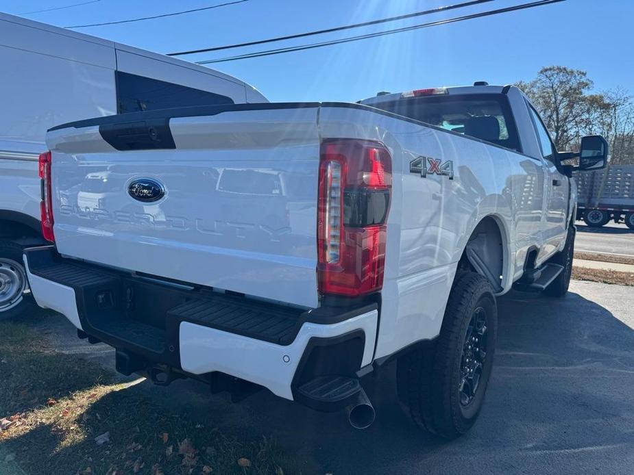 new 2024 Ford F-350 car, priced at $55,130